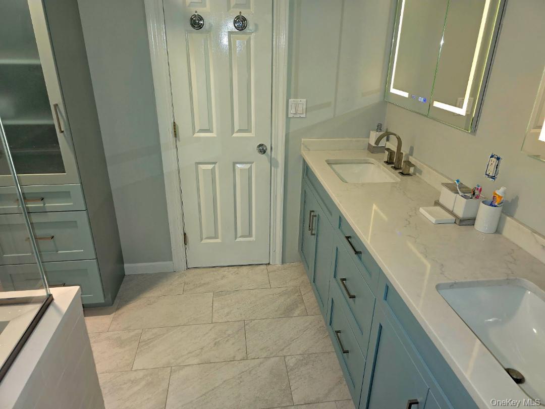 3 Bennett Drive, East Quogue, NY 11942