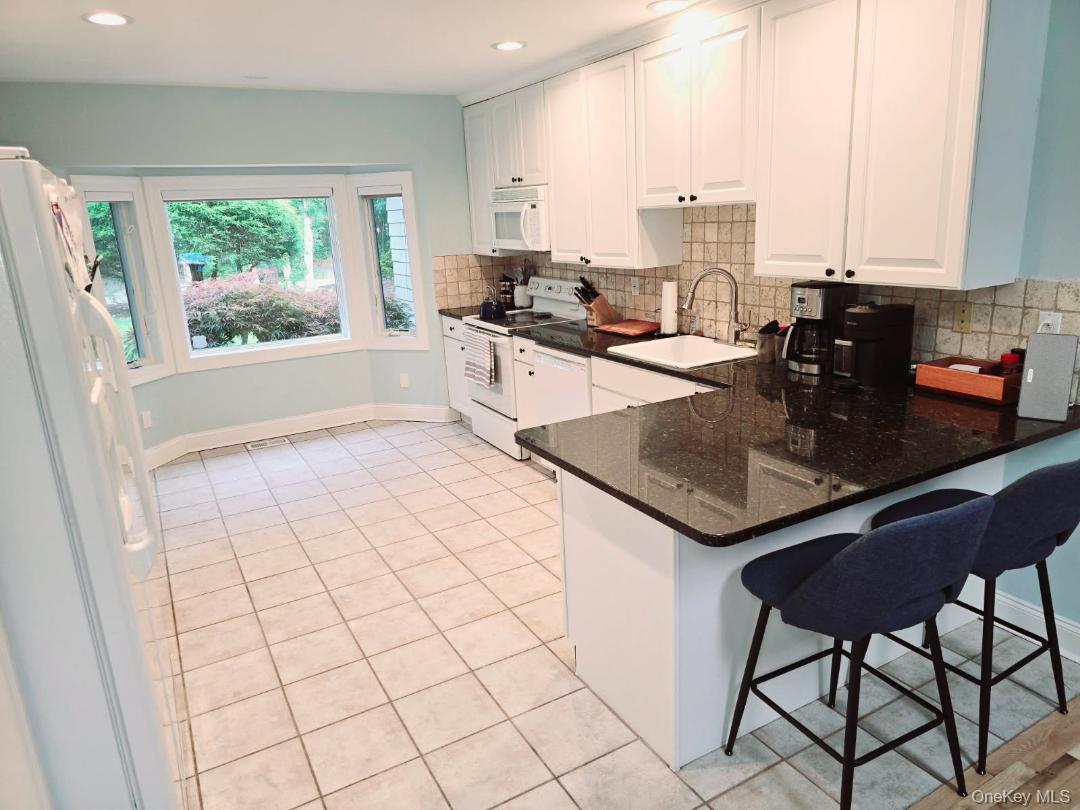 3 Bennett Drive, East Quogue, NY 11942