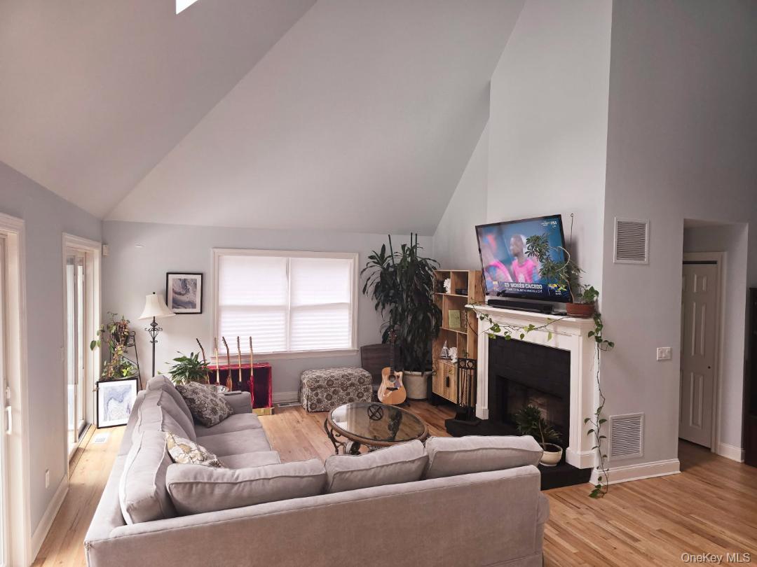 3 Bennett Drive, East Quogue, NY 11942