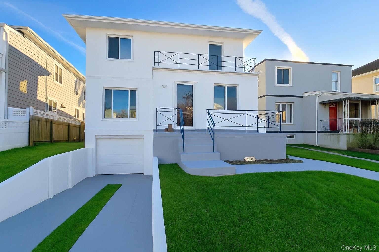 540 E State Street, Long Beach, NY 11561