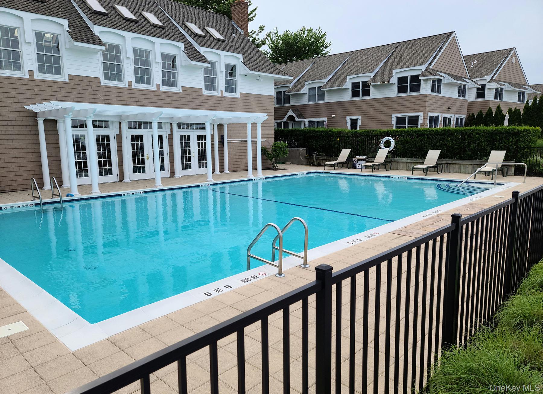 62 Canoe Place Road # 627, Hampton Bays, NY 11946