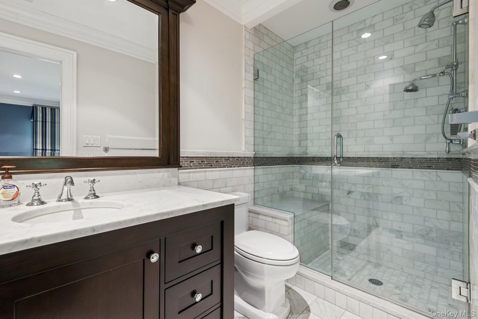 3 The Brae, Woodbury, NY 11797