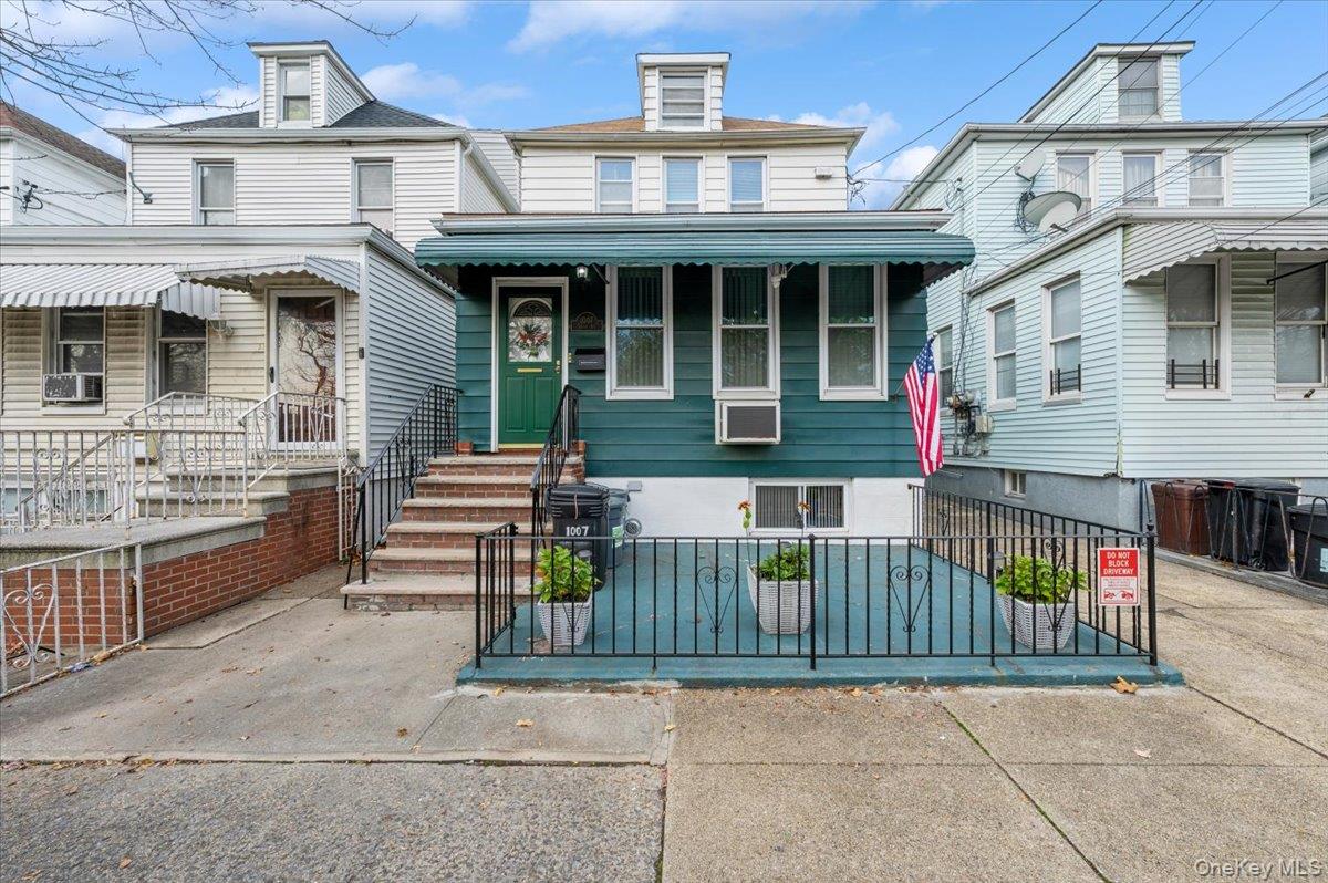 1007 Sackett Avenue, Bronx, NY 10462