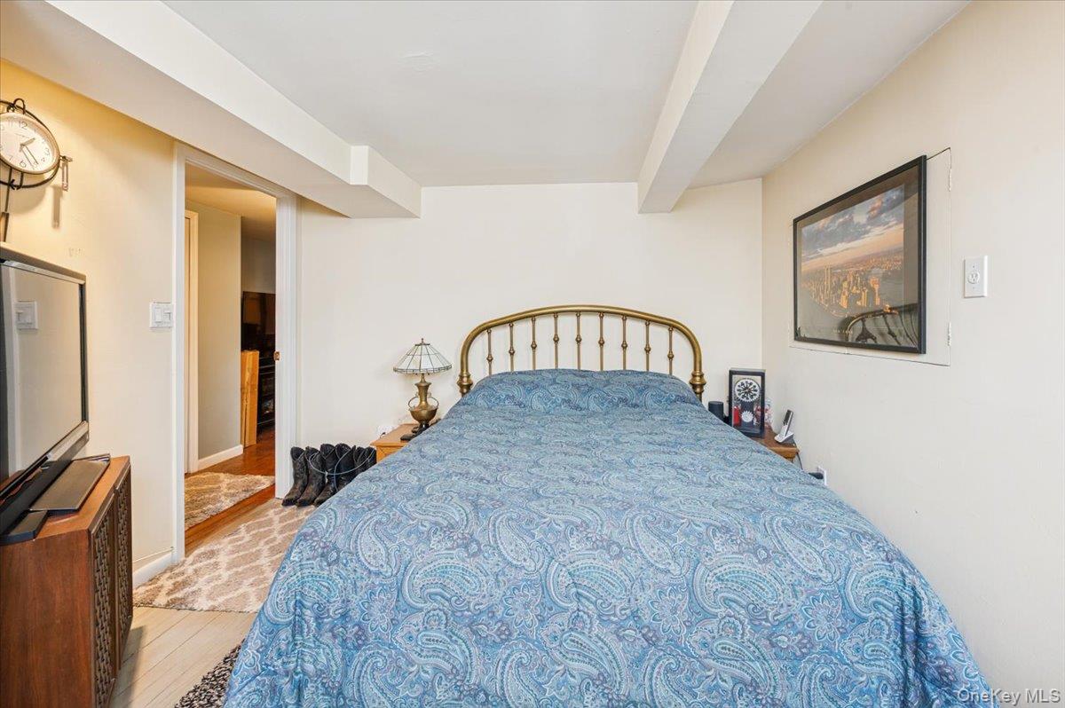 1007 Sackett Avenue, Bronx, NY 10462