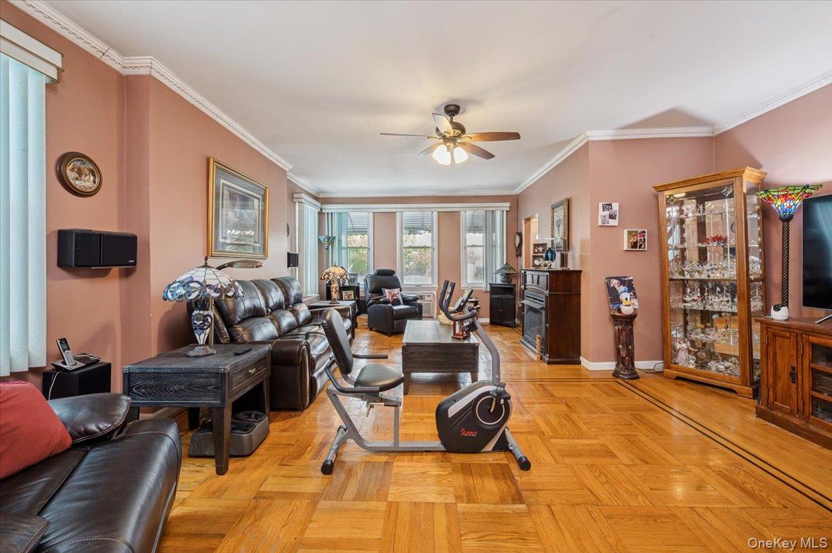 1007 Sackett Avenue, Bronx, NY 10462