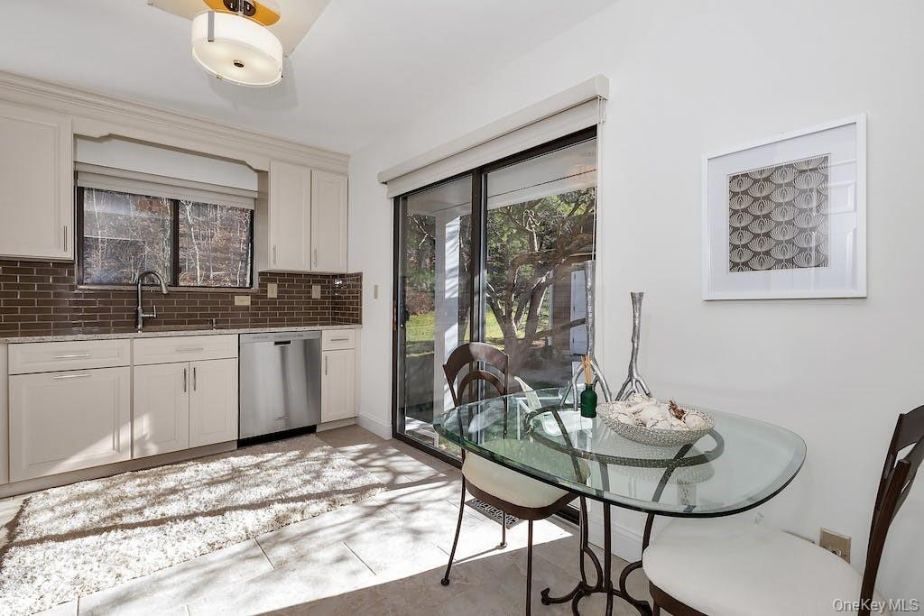 103 Rambling Brook Road, Chappaqua, NY 10514