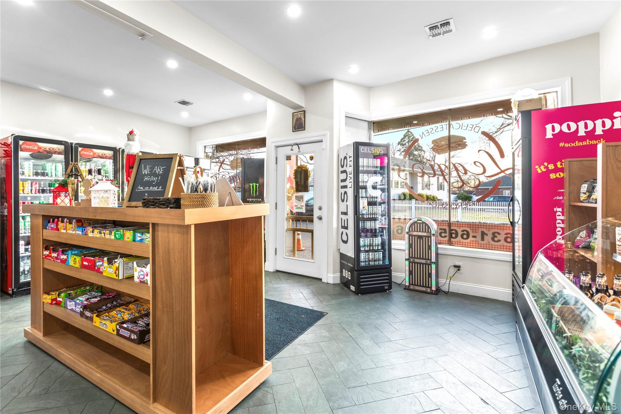 305 4th Avenue, Bay Shore, NY 11706