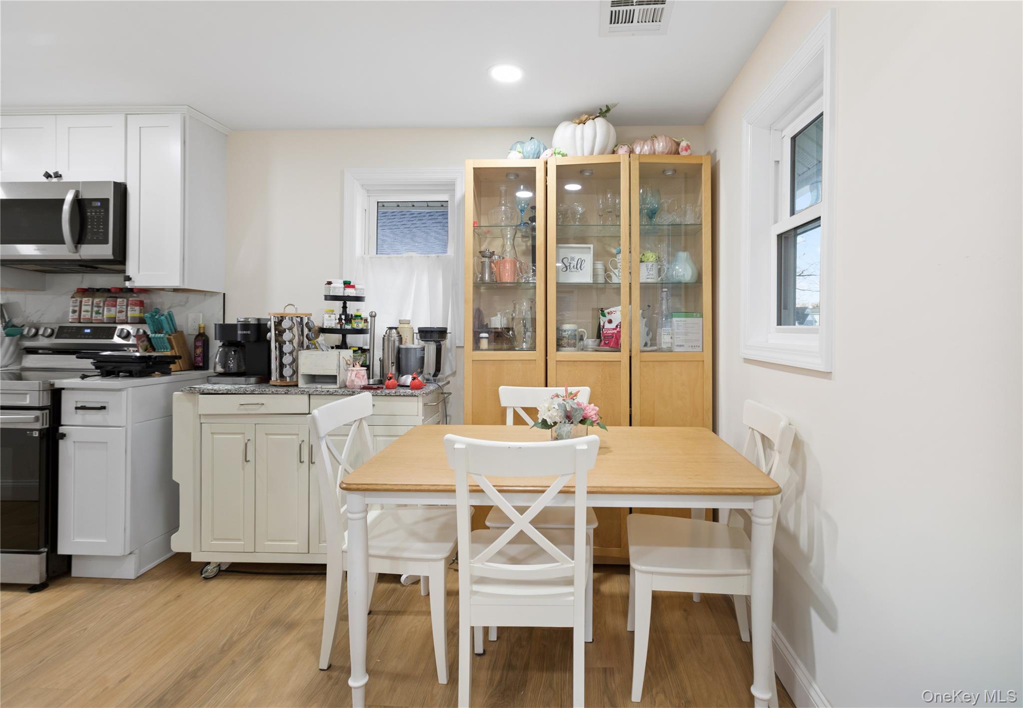 305 4th Avenue, Bay Shore, NY 11706