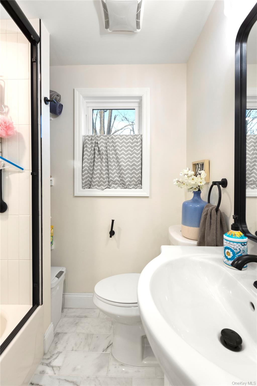 305 4th Avenue, Bay Shore, NY 11706