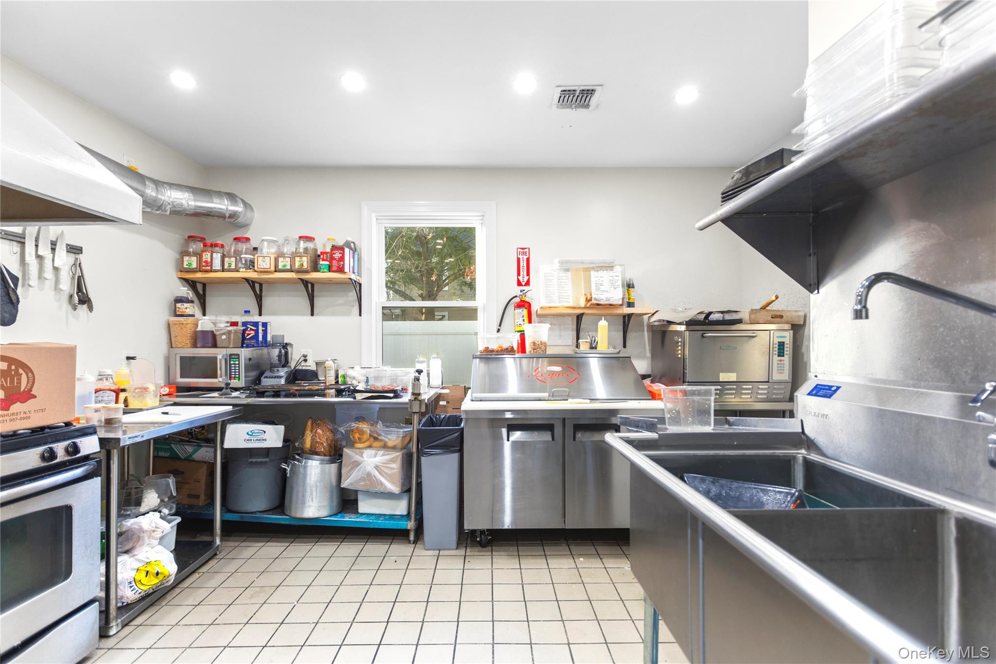 305 4th Avenue, Bay Shore, NY 11706