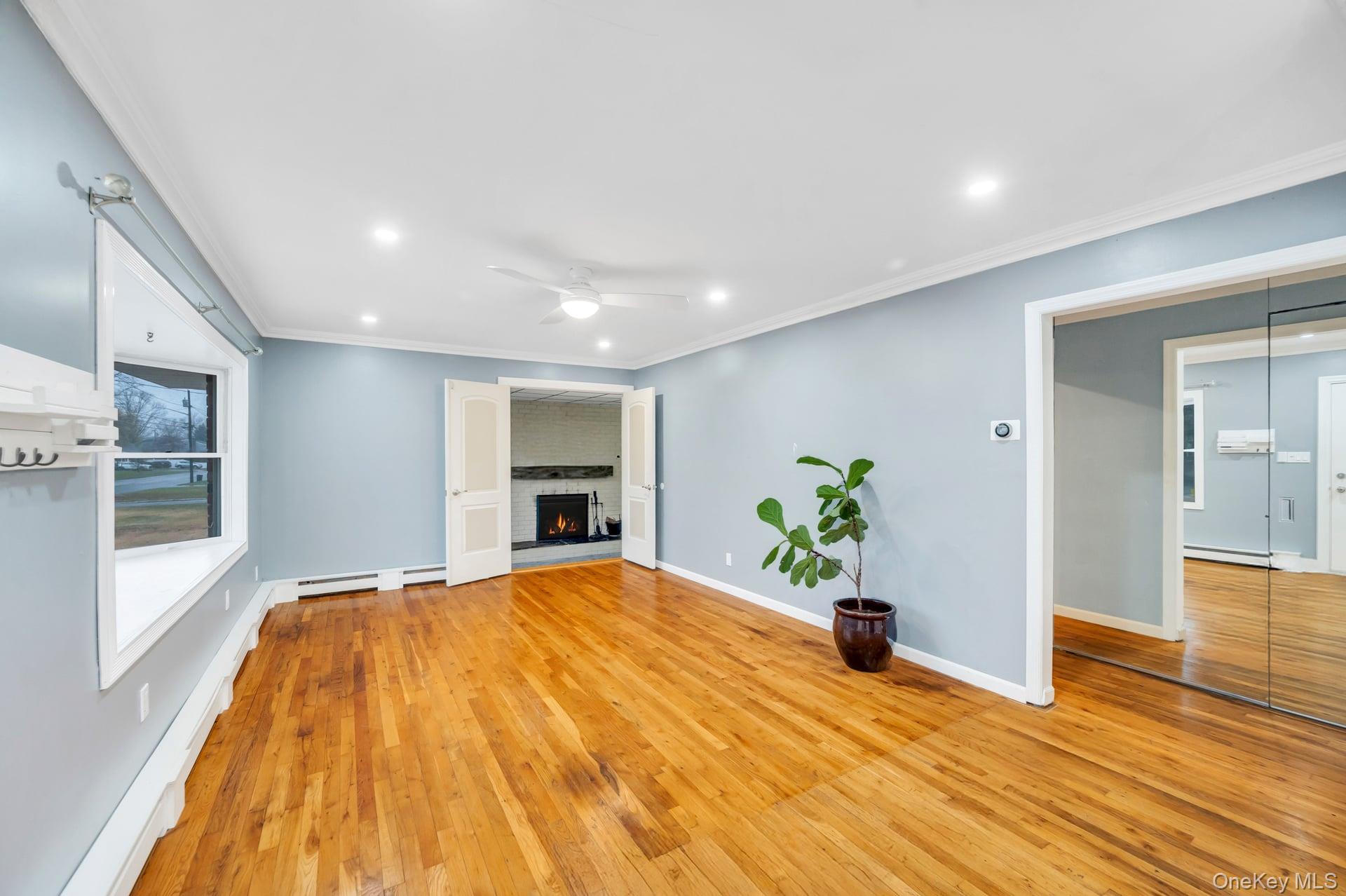 47 Pearsall Place, Deer Park, NY 11729