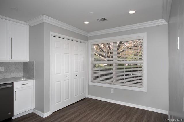 69 Overlook Drive # 69, Farmingville, NY 11738