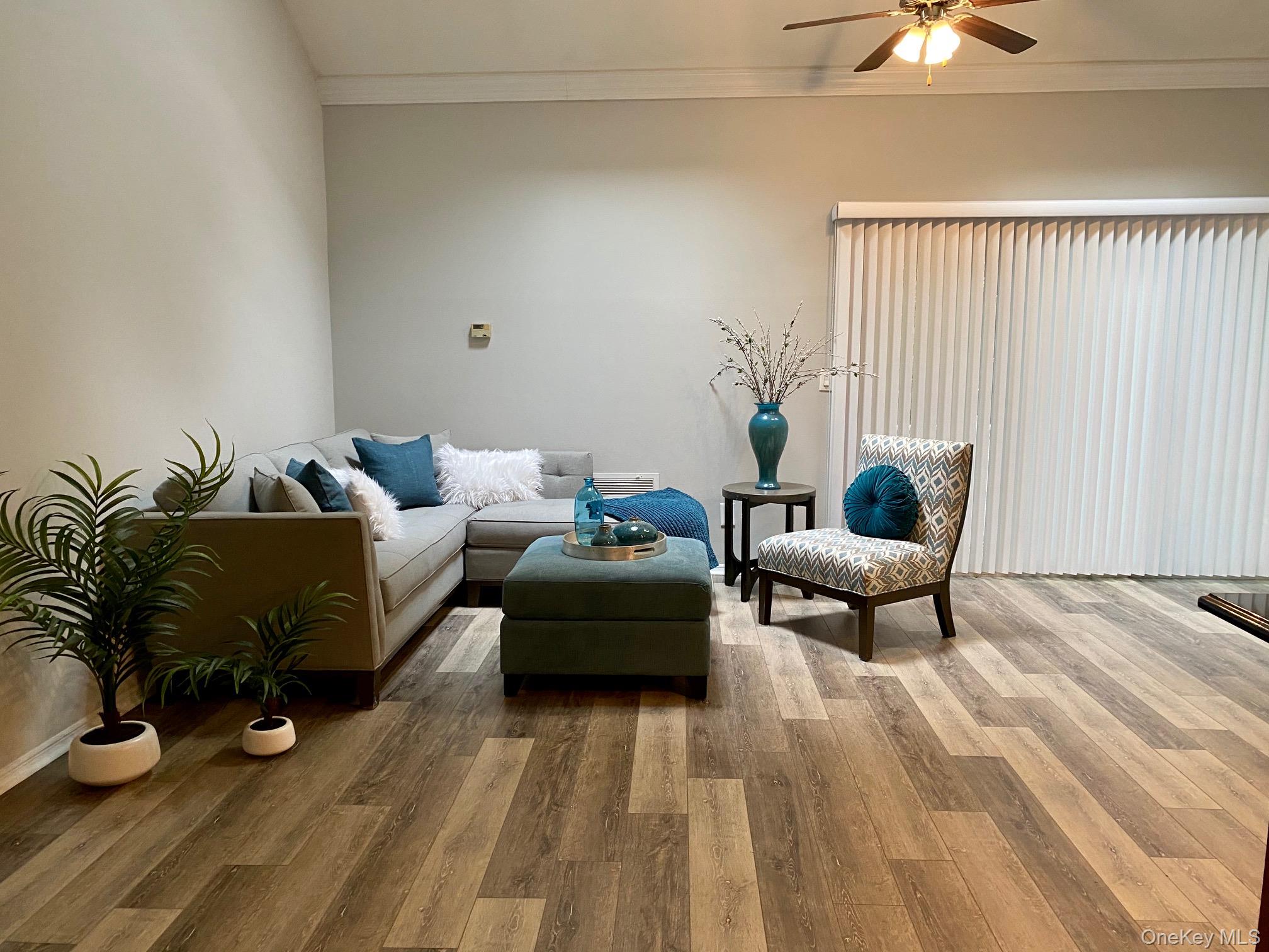 96 Horizon View Drive # 96, Farmingville, NY 11738