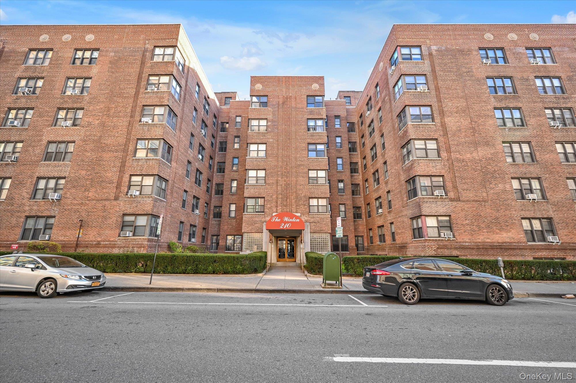 210 Martine Avenue # 6M, White Plains, NY 10601