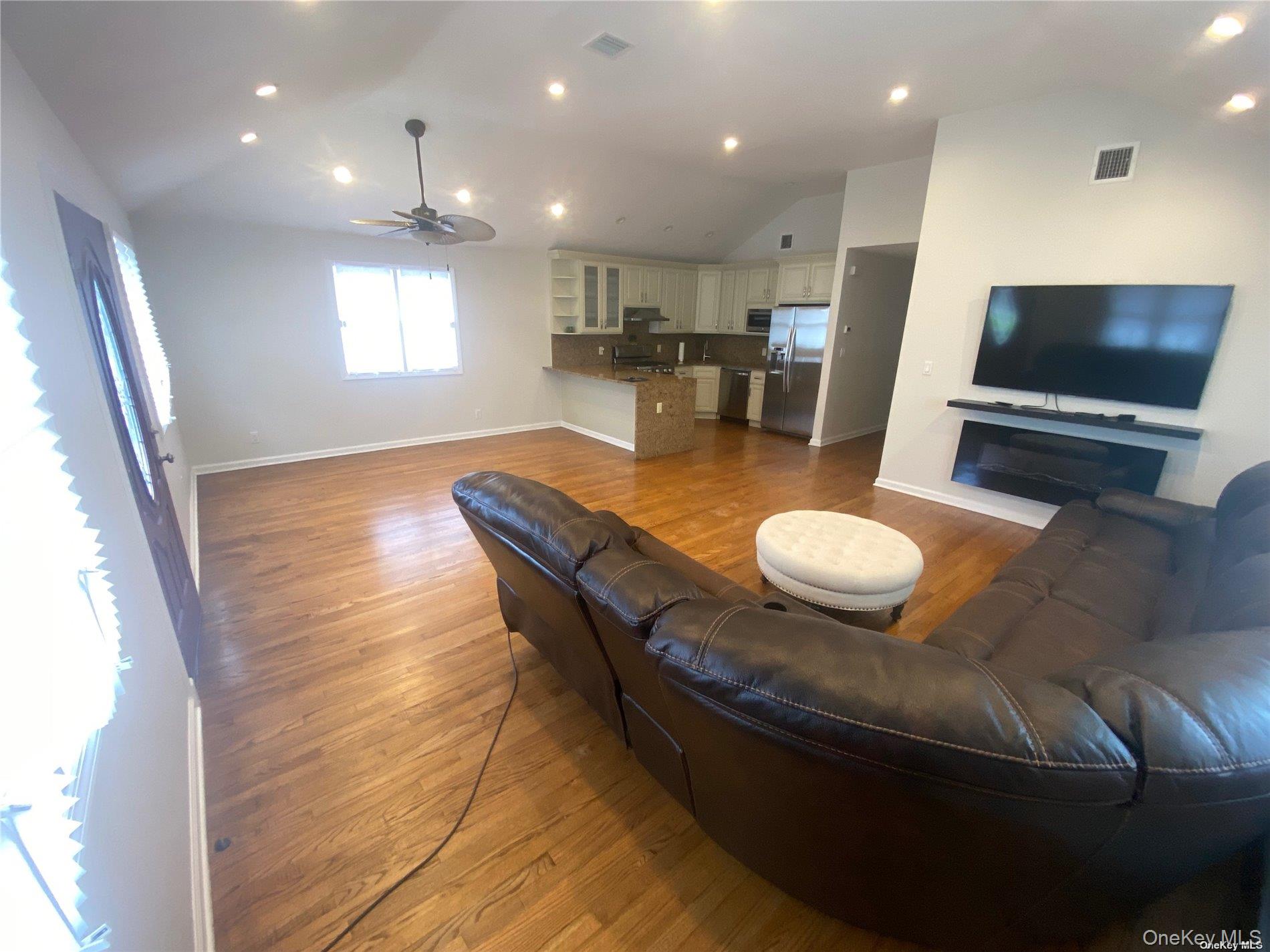 2121 Atlantic Boulevard, Atlantic Beach, NY 11509