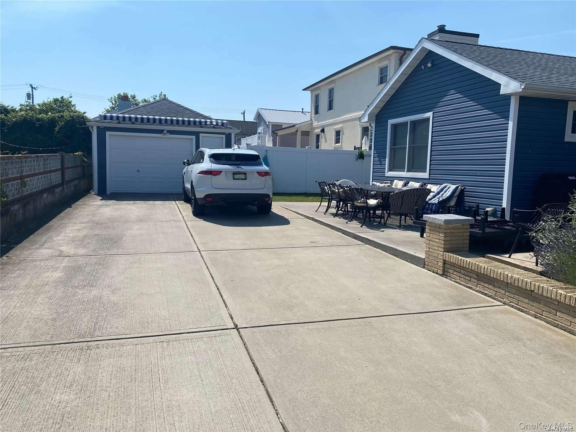 2121 Atlantic Boulevard, Atlantic Beach, NY 11509