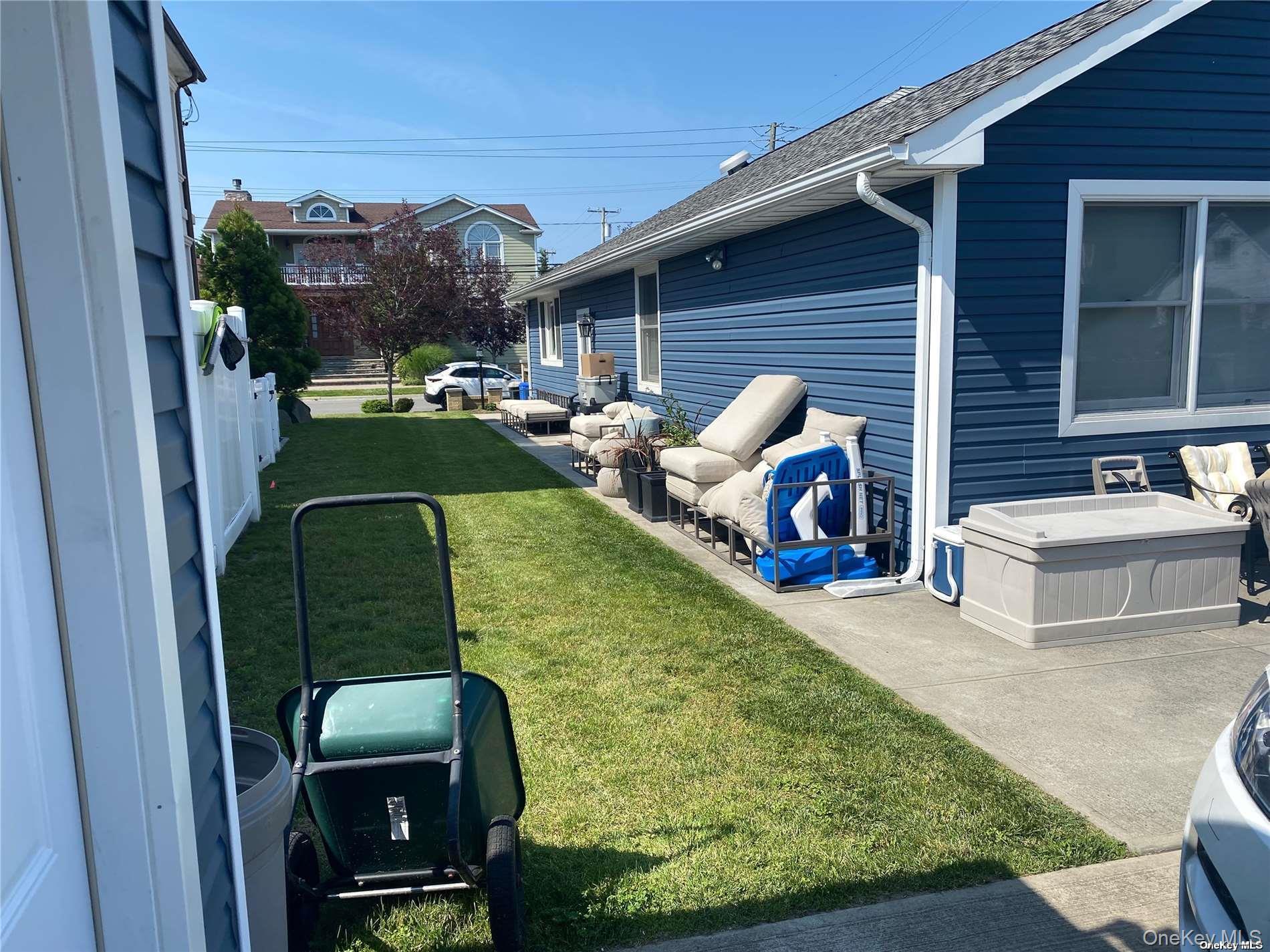 2121 Atlantic Boulevard, Atlantic Beach, NY 11509