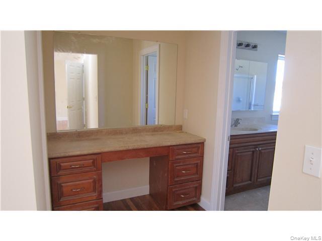 305 Tondo Circle, Harriman, NY 10926