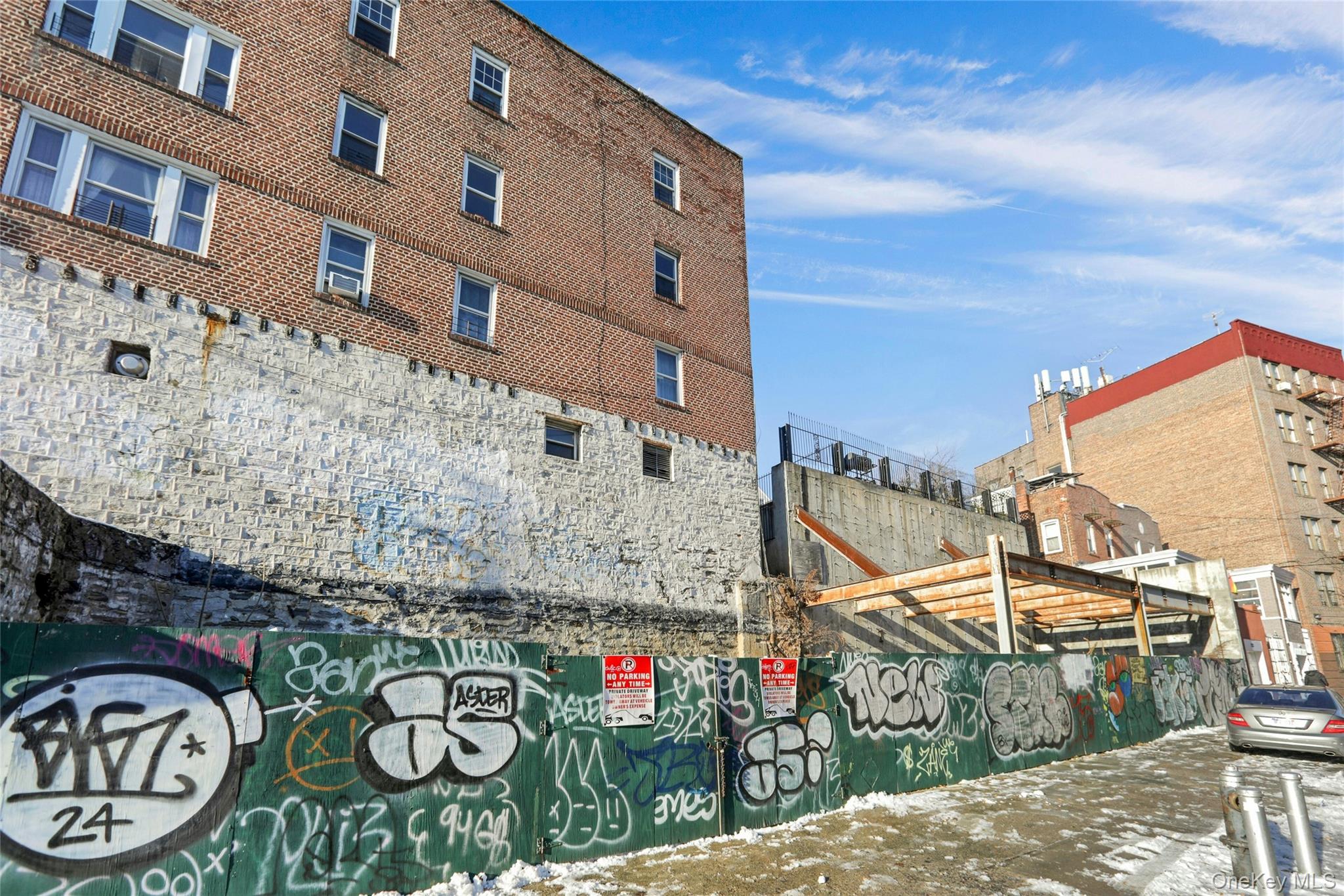 365 E 197th Street, Bronx, NY 10458