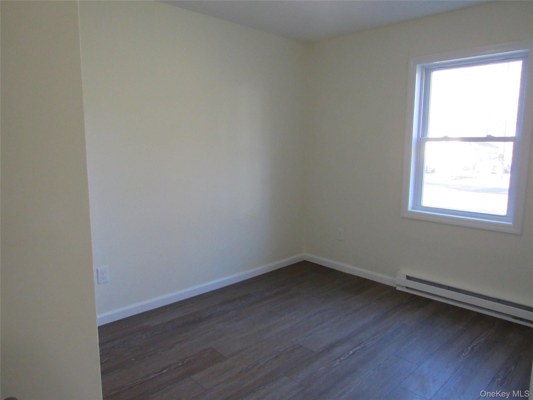 4 Park Lane, Middle Island, NY 11953