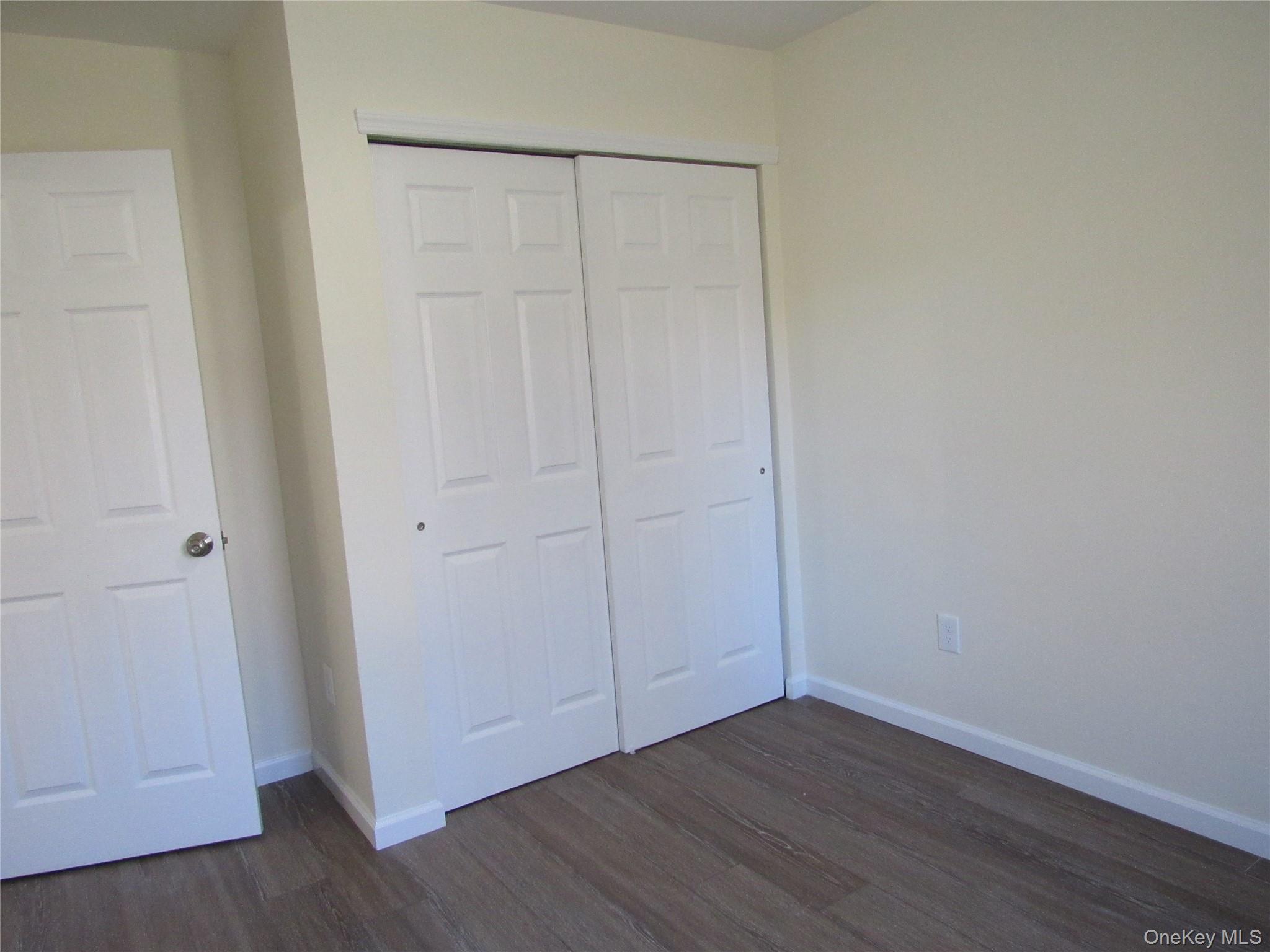 4 Park Lane, Middle Island, NY 11953