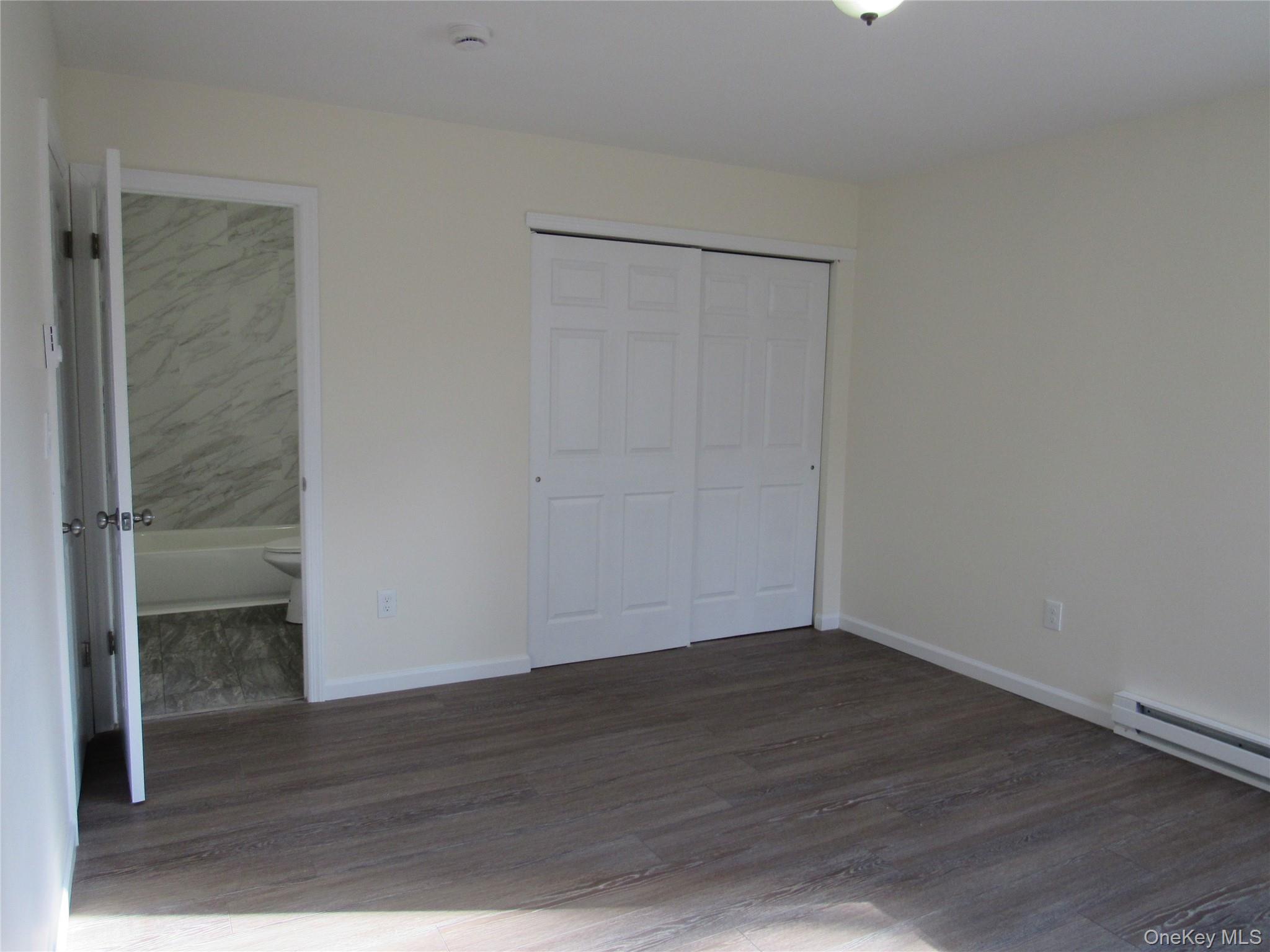 4 Park Lane, Middle Island, NY 11953