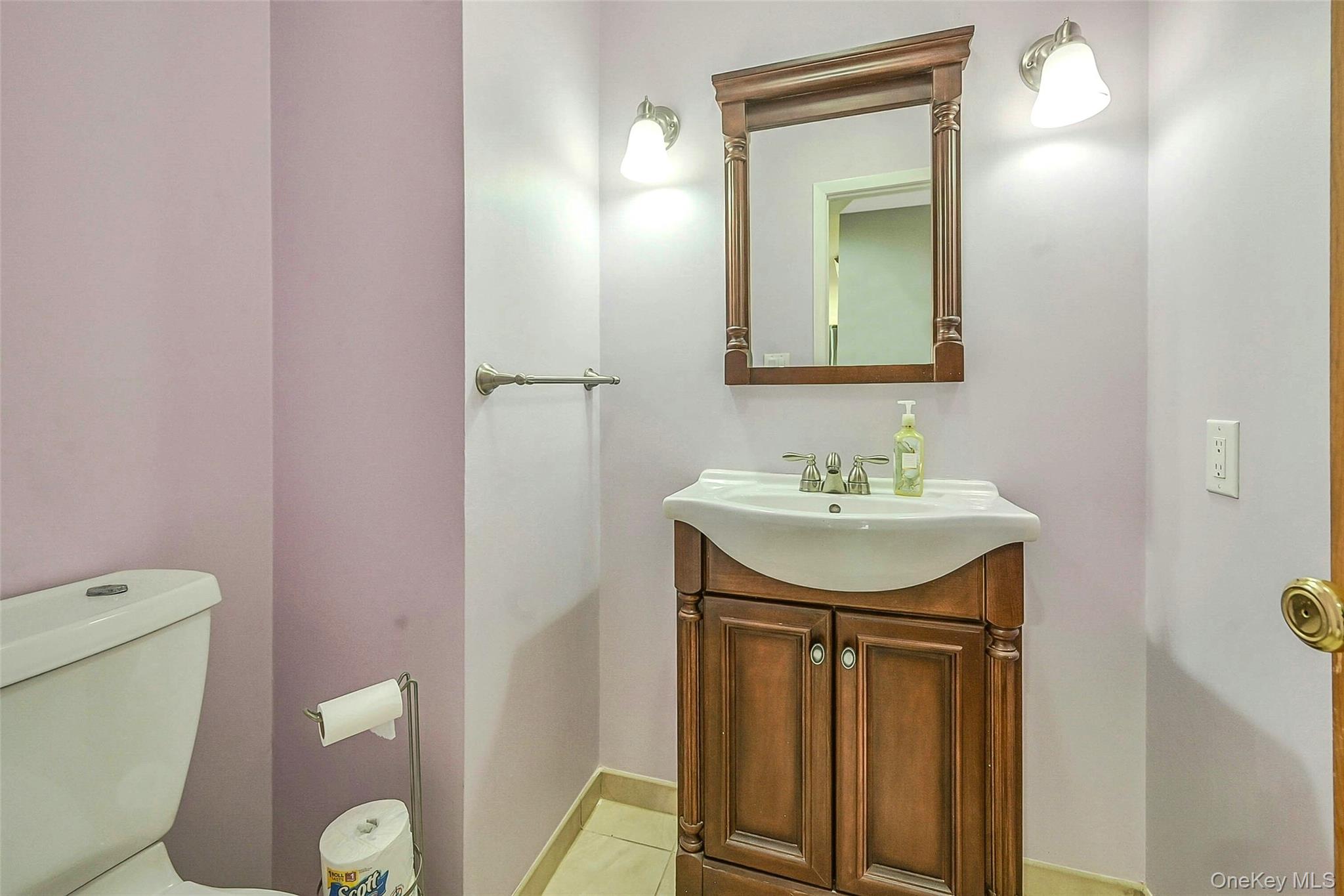 61 Eileen Circle, Jamesport, NY 11947