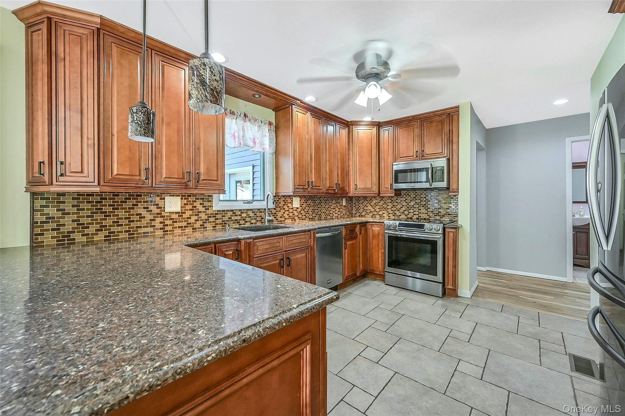 61 Eileen Circle, Jamesport, NY 11947