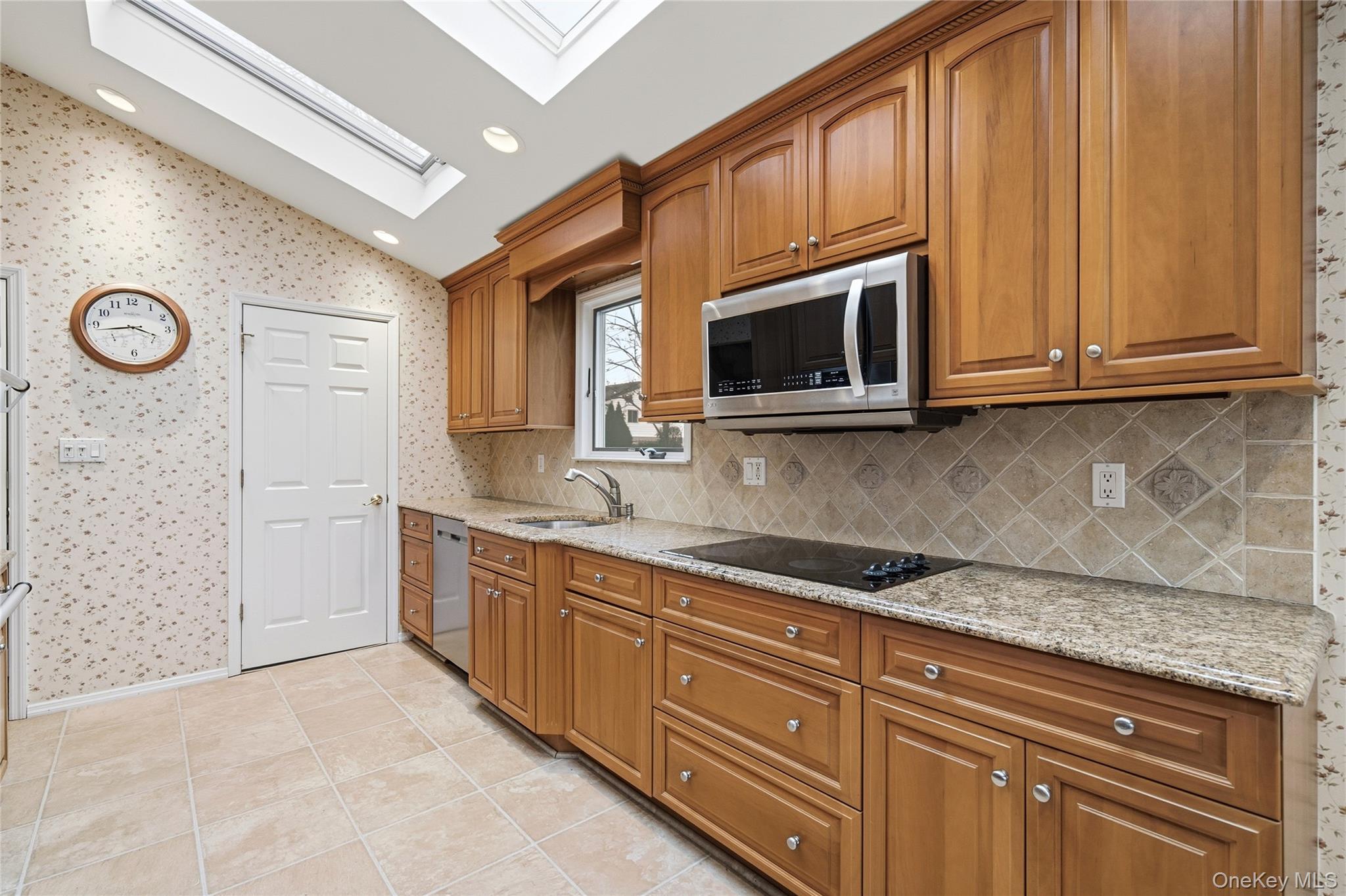 16 Pantzer Street, Smithtown, NY 11787