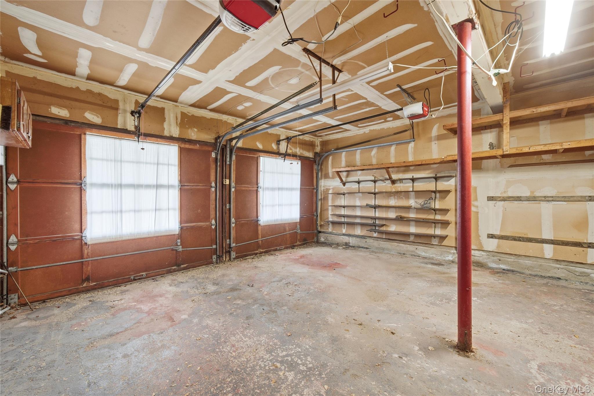 16 Pantzer Street, Smithtown, NY 11787