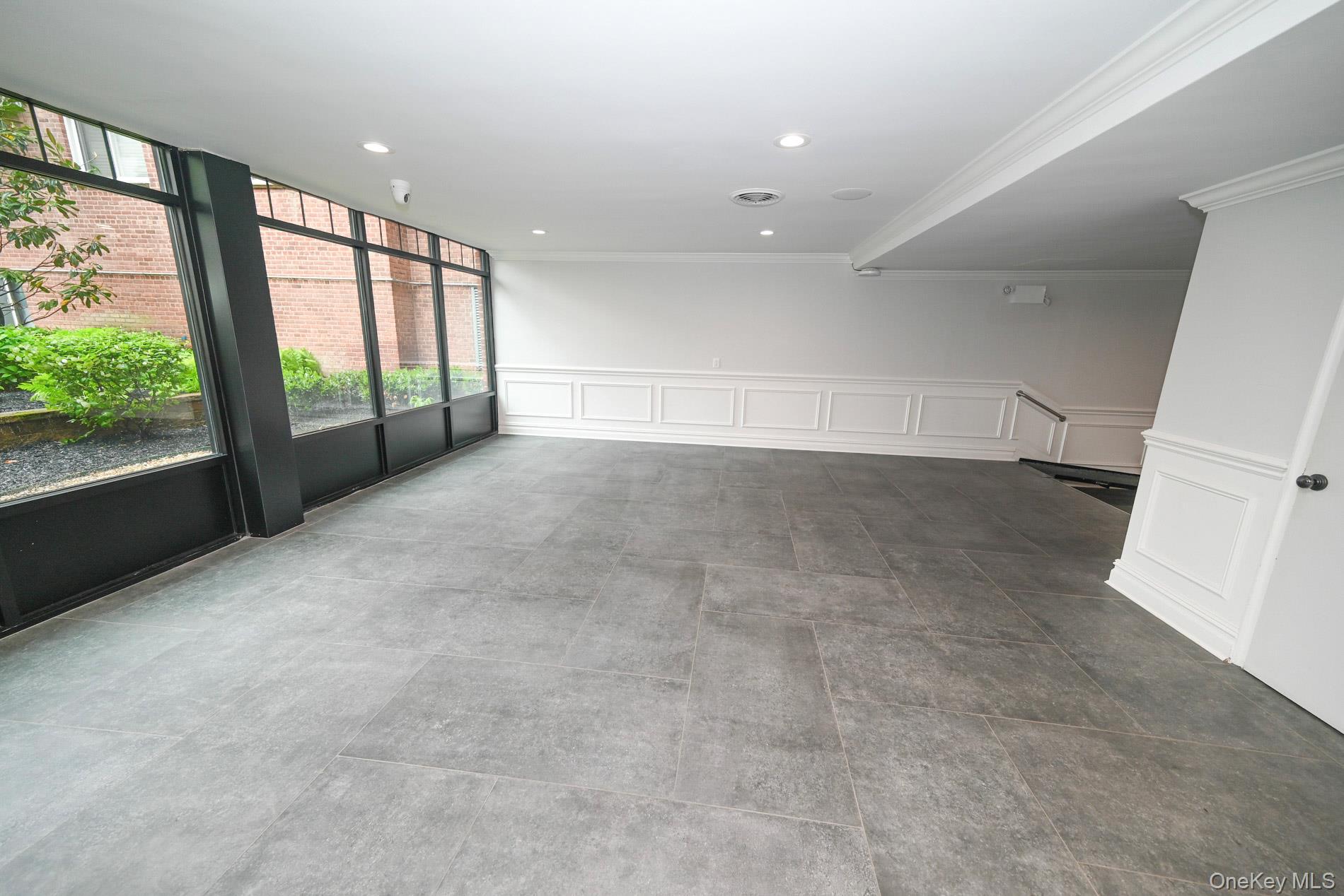 200 Atlantic Avenue # 212, Lynbrook, NY 11563