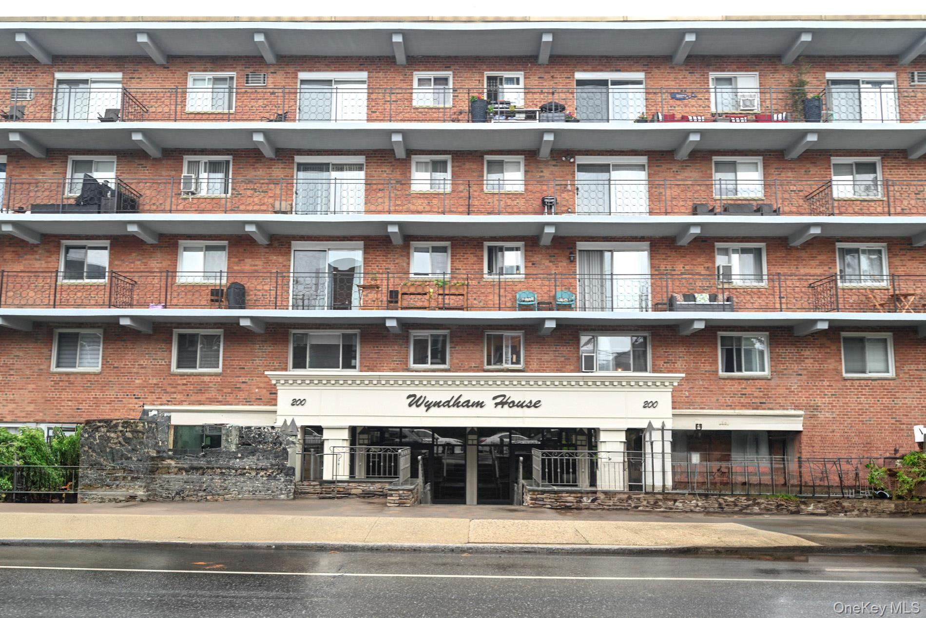 200 Atlantic Avenue # 212, Lynbrook, NY 11563