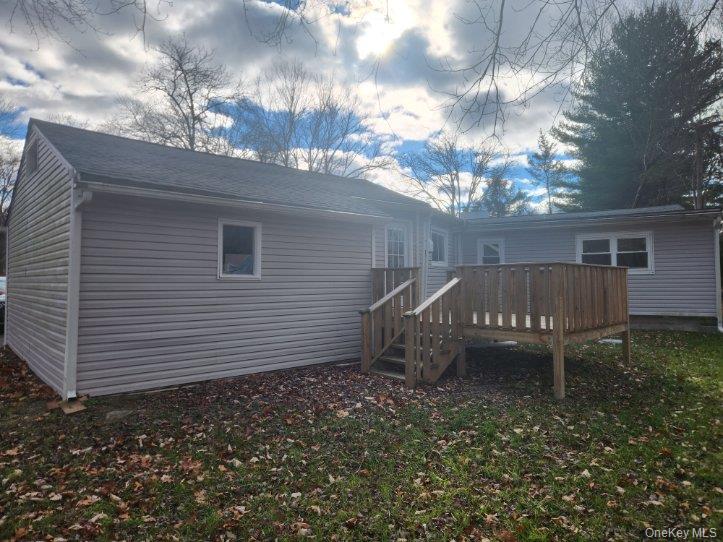 107 Oak Ridge Road, Hopewell Junction, NY 12533