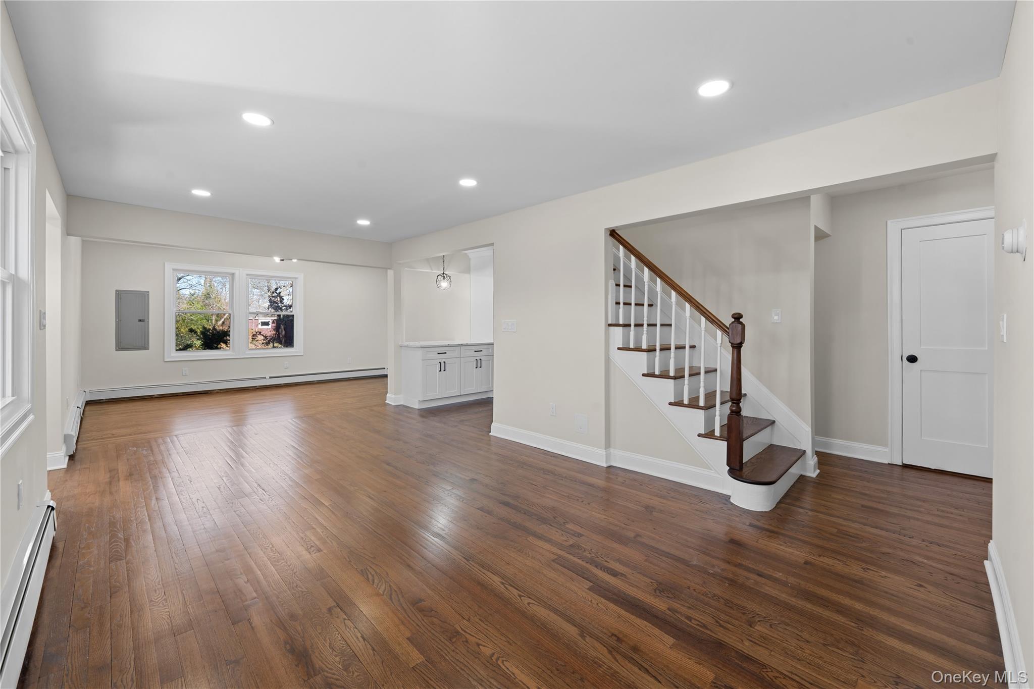 22 Guilette Place, Amityville, NY 11701