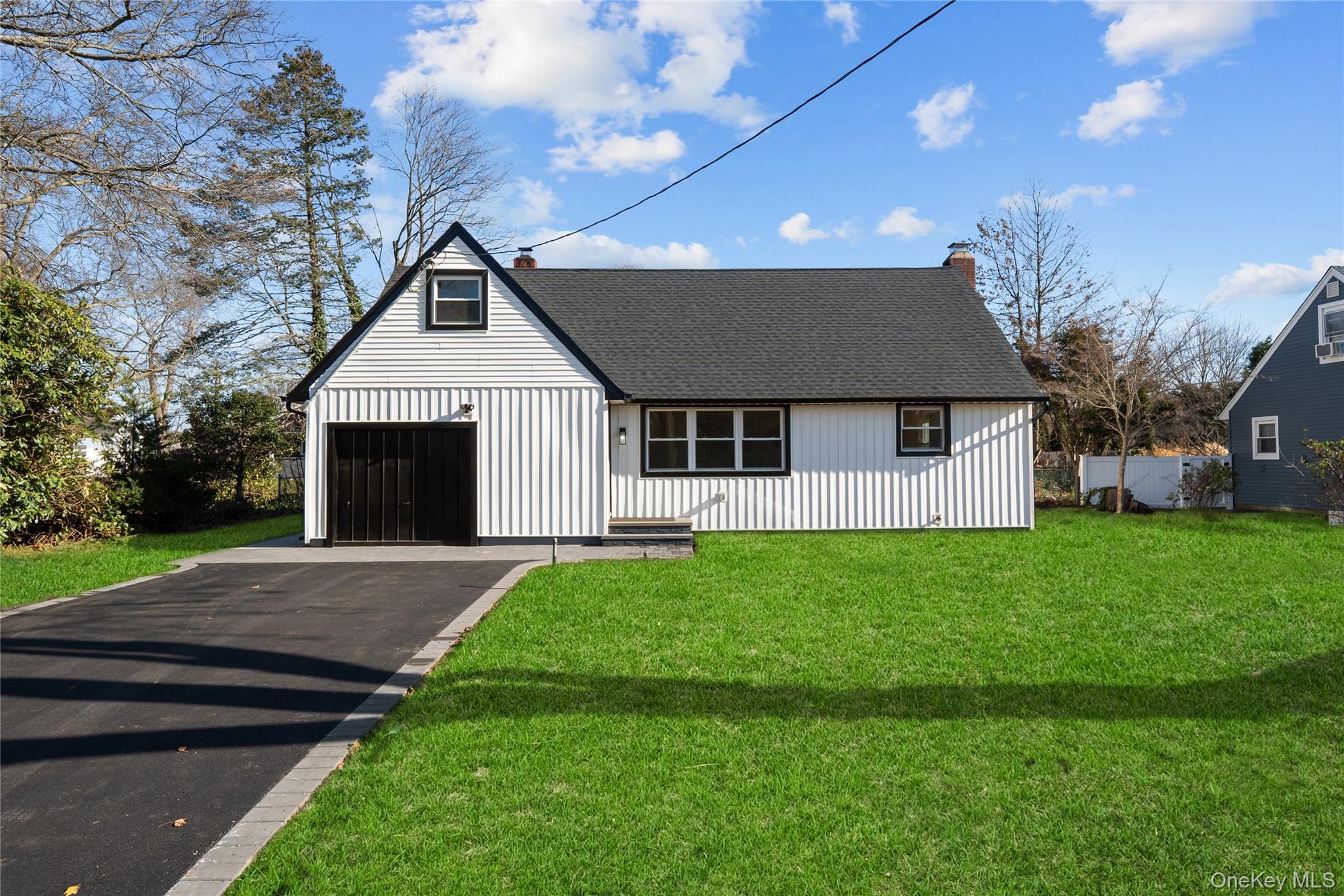 22 Guilette Place, Amityville, NY 11701