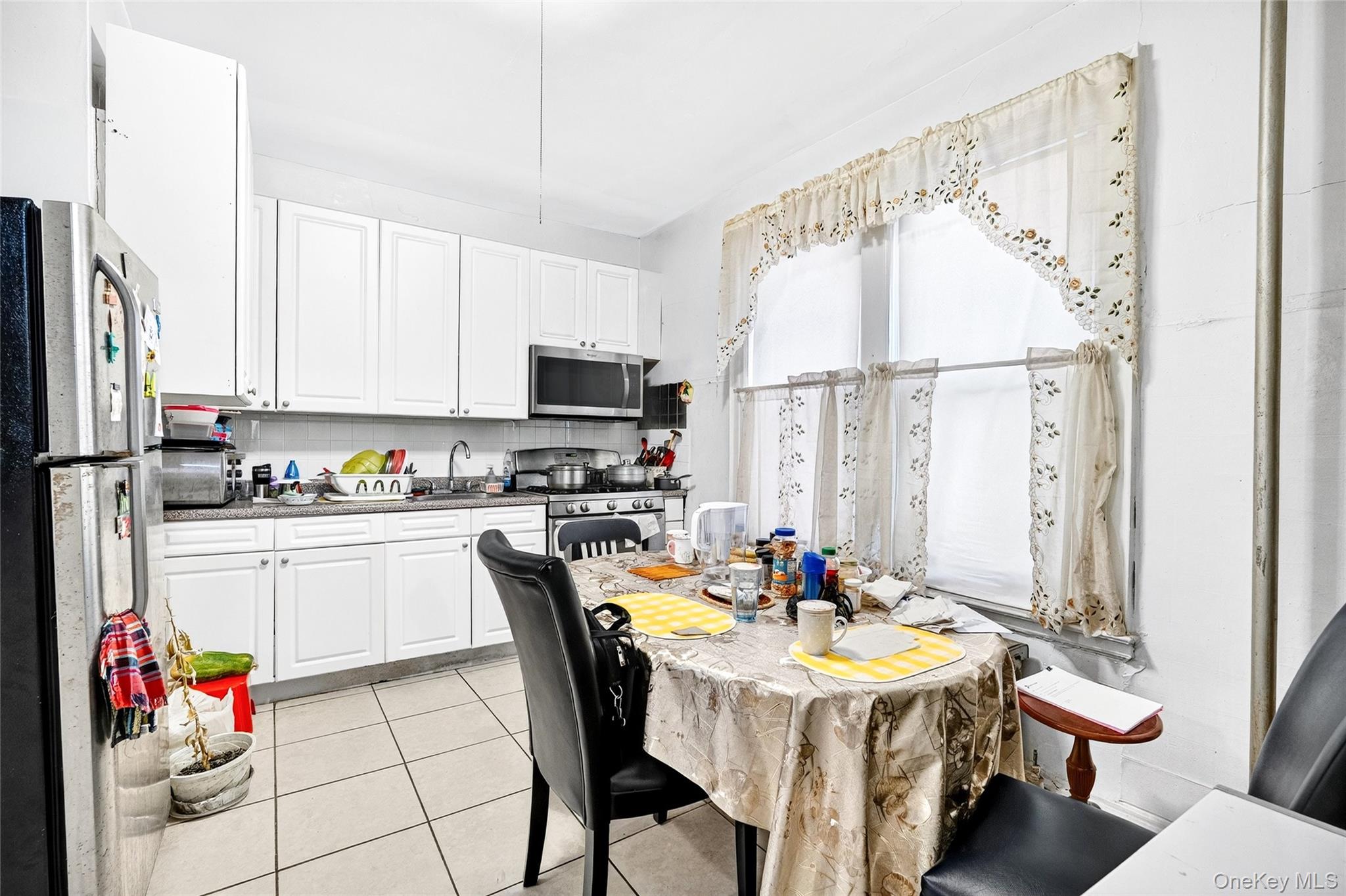 759 E 221st Street, Bronx, NY 10467