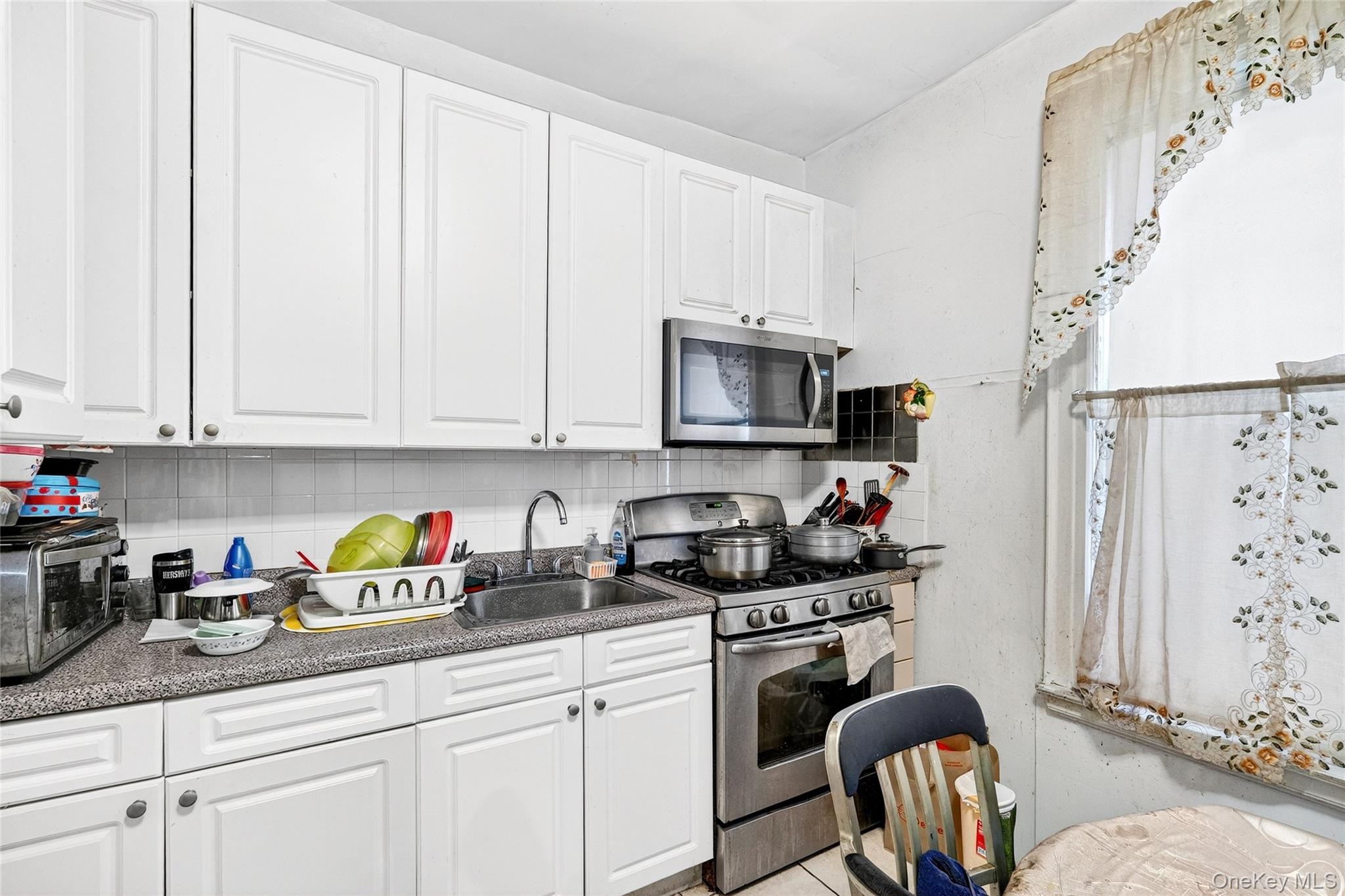 759 E 221st Street, Bronx, NY 10467