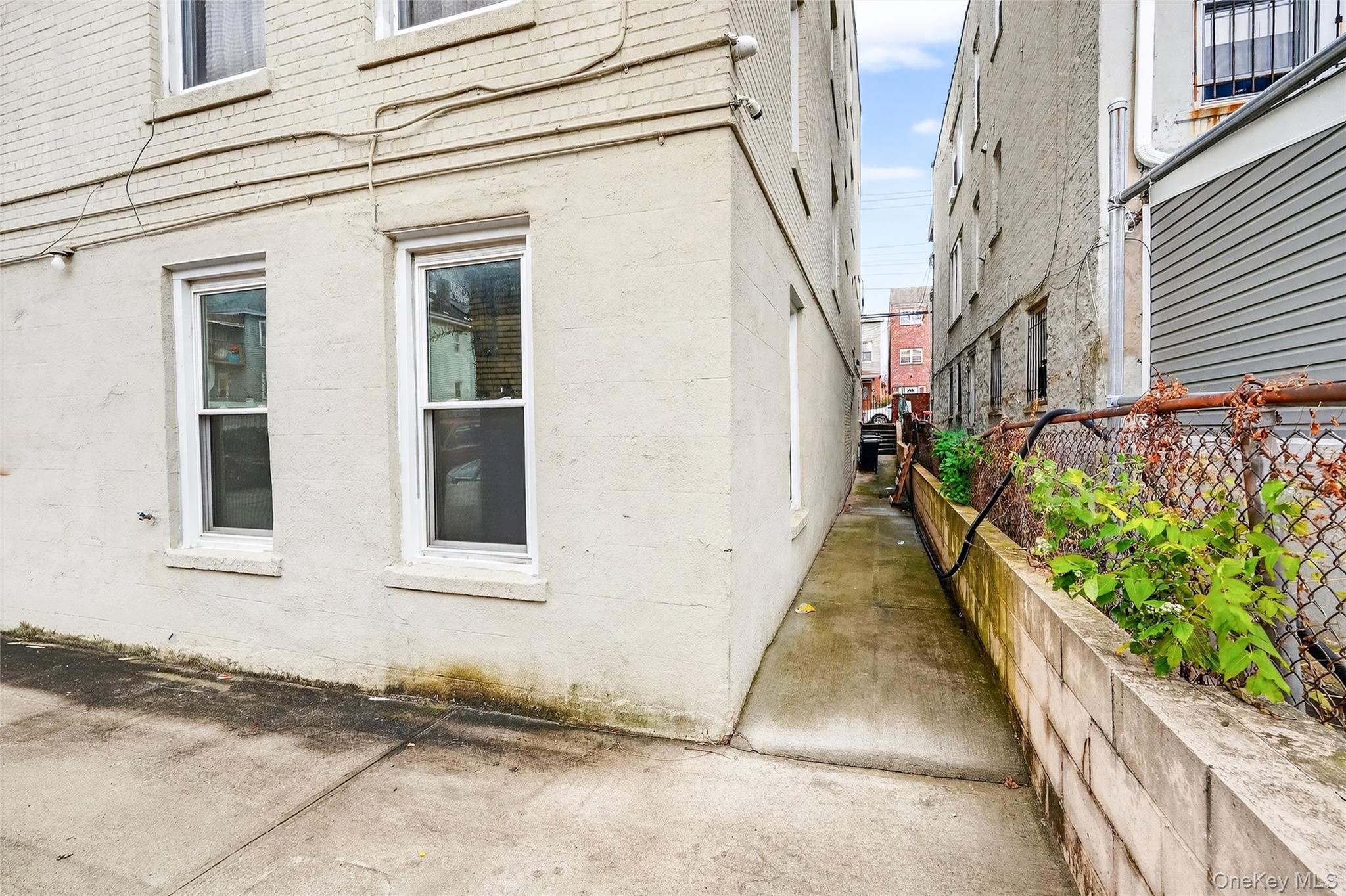 759 E 221st Street, Bronx, NY 10467