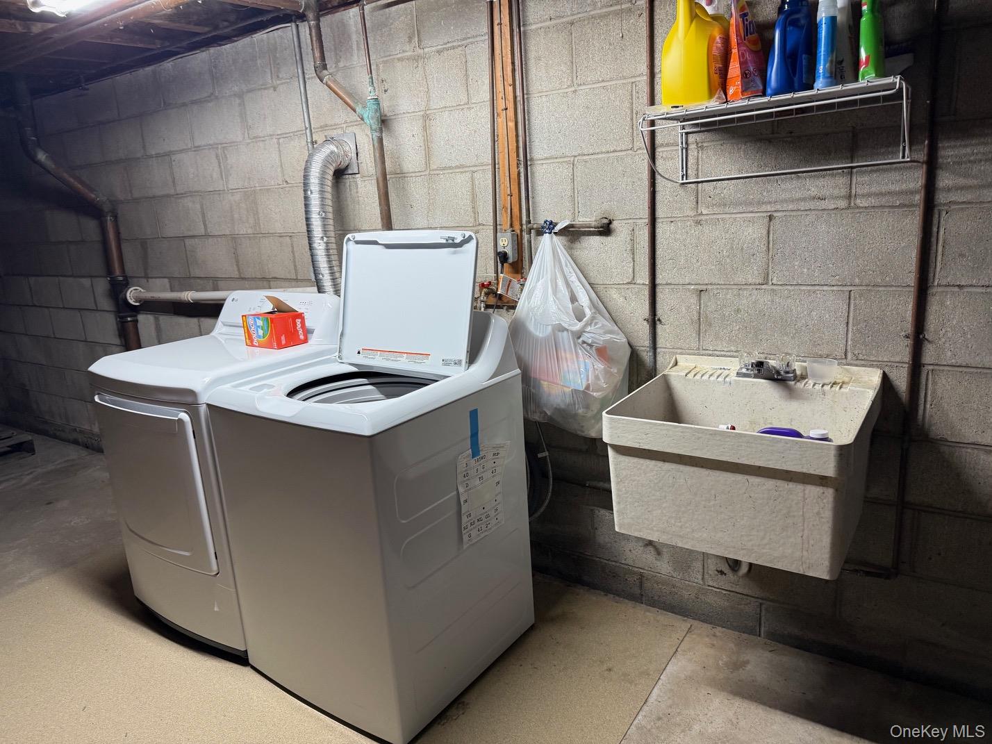 230 Warn Avenue, Pine Bush, NY 12566