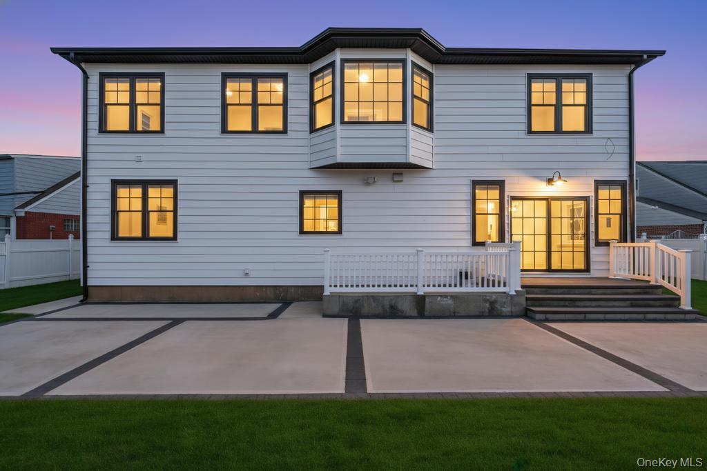 11 Goshen Street, Elmont, NY 11003