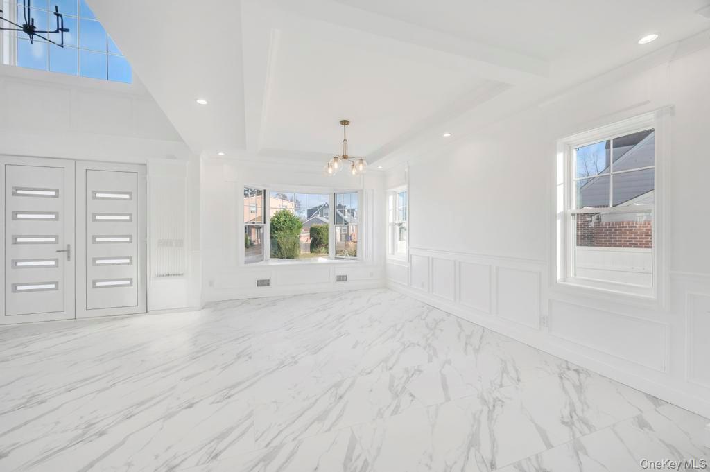 11 Goshen Street, Elmont, NY 11003