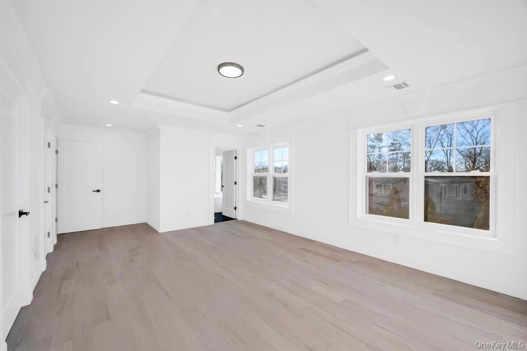 11 Goshen Street, Elmont, NY 11003