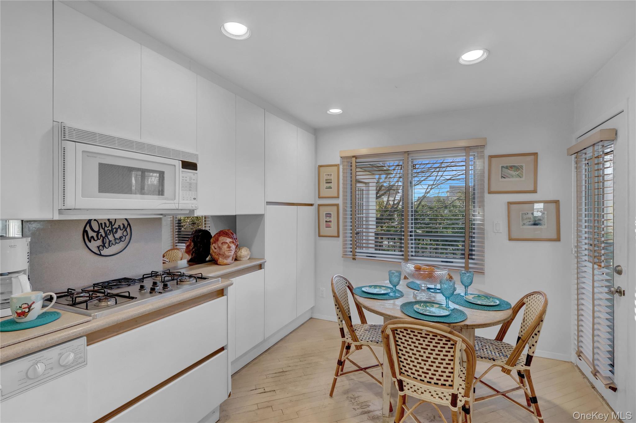 2988 Bond Drive, Merrick, NY 11566