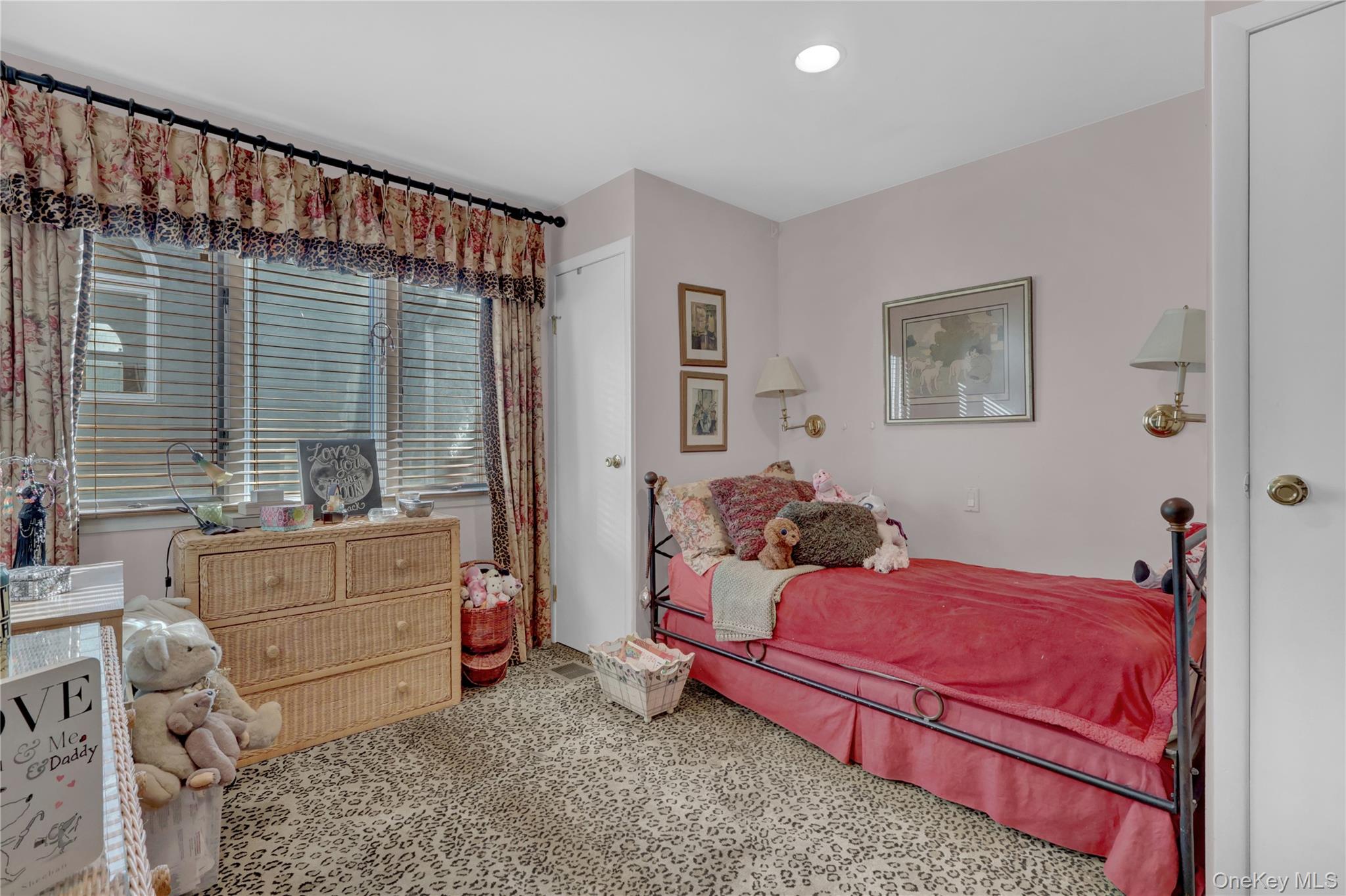 2988 Bond Drive, Merrick, NY 11566