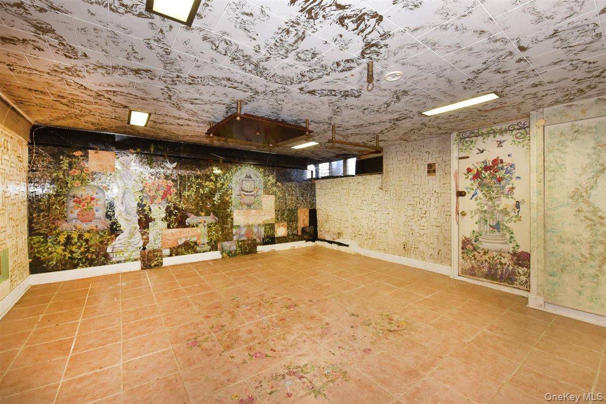 222 Avenue V, Brooklyn, NY 11223