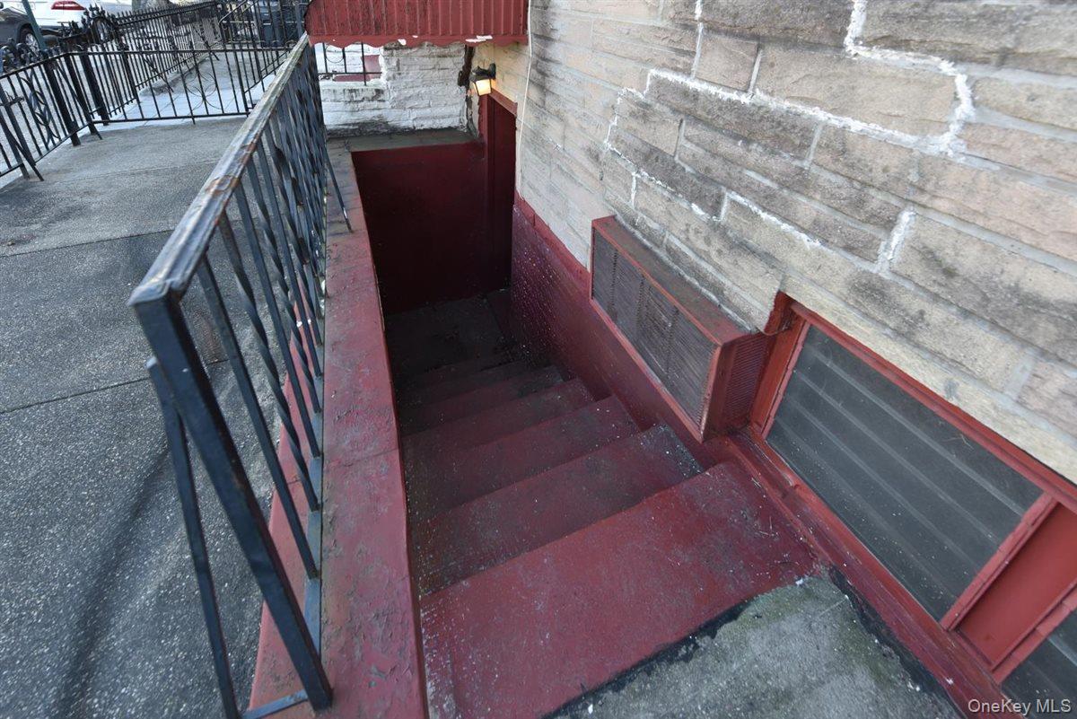 222 Avenue V, Brooklyn, NY 11223