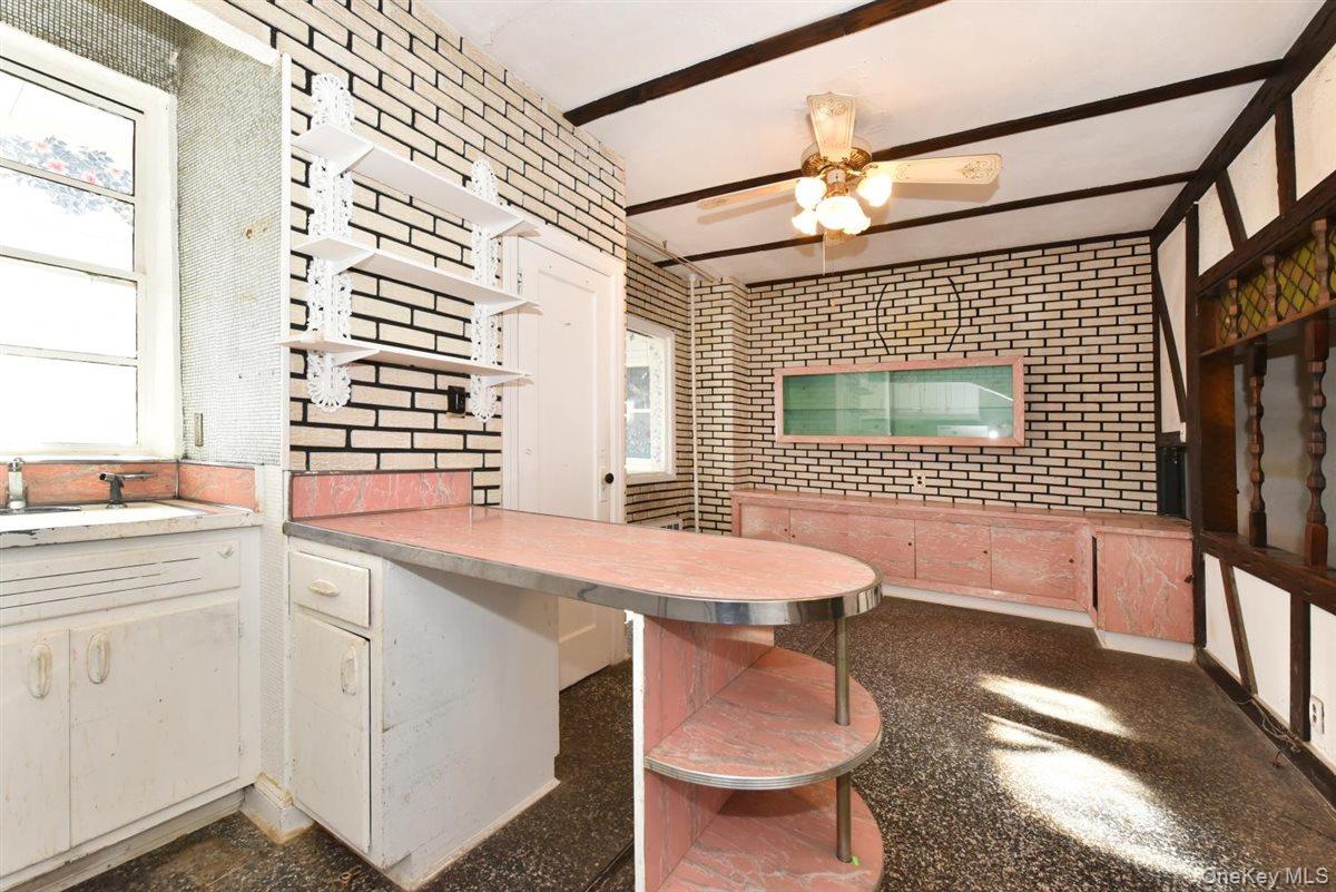 222 Avenue V, Brooklyn, NY 11223