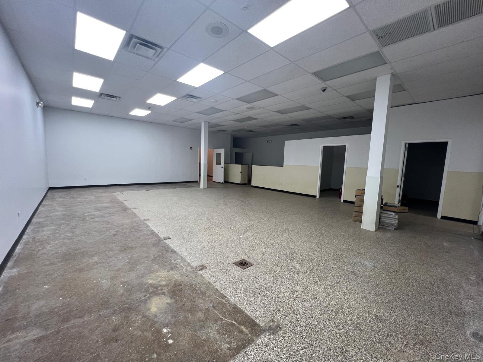 411 Jericho Turnpike, New Hyde Park, NY 11040