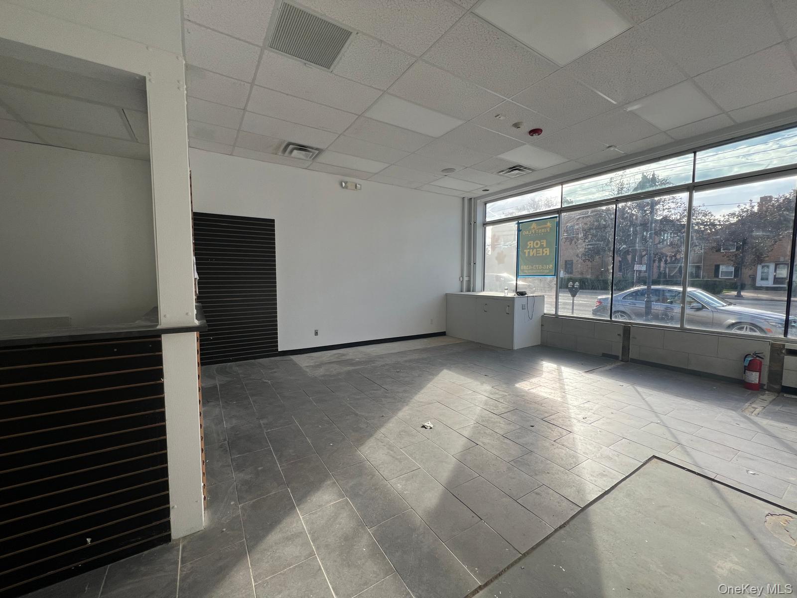 411 Jericho Turnpike, New Hyde Park, NY 11040