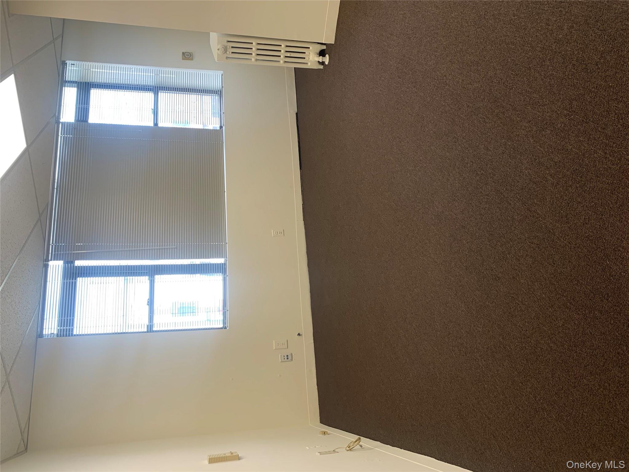 375 Sunrise Highway # 1, Lynbrook, NY 11563